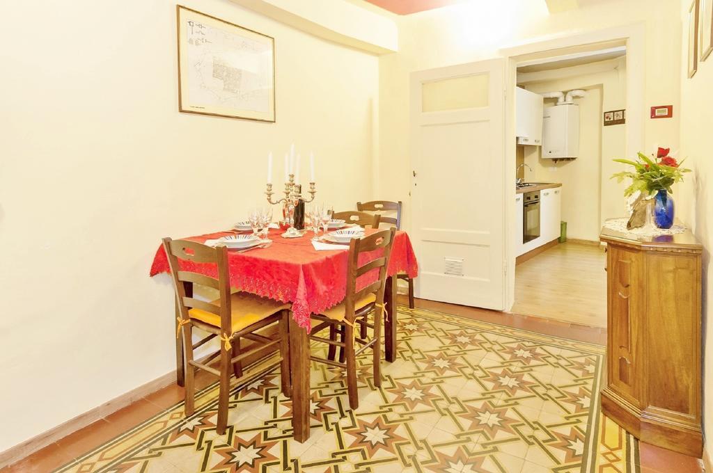 Cozybricks In Lucca - Apartments In Lucca Historical Center - Air Cond & Wifi - Room photo