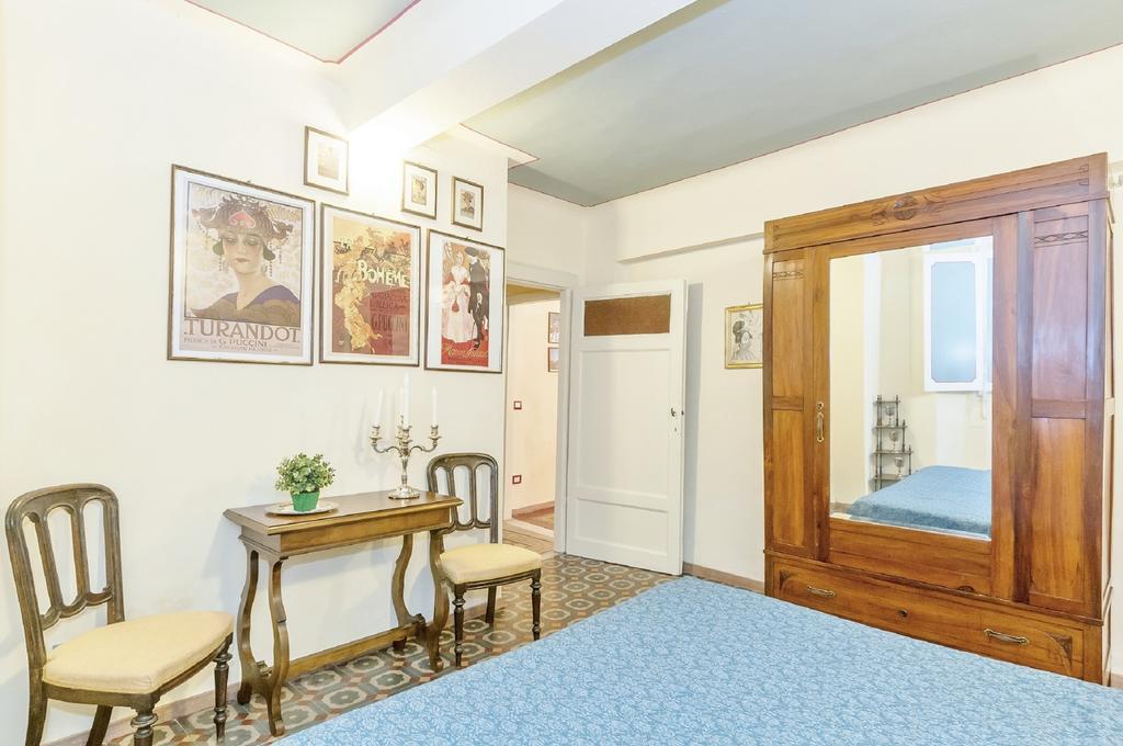 Cozybricks In Lucca - Apartments In Lucca Historical Center - Air Cond & Wifi - Room photo