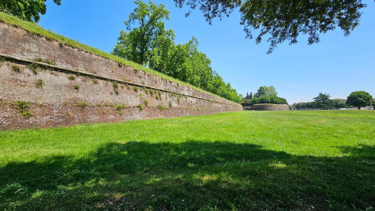 Cozybricks In Lucca - Apartments In Lucca Historical Center - Air Cond & Wifi - Exterior photo