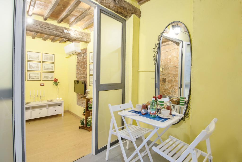 Cozybricks In Lucca - Apartments In Lucca Historical Center - Air Cond & Wifi - Exterior photo